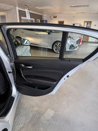 USED 2015 15 BMW 1 SERIES 2.0 120d Sport Hatchback 5dr Diesel Auto xDrive Euro 6 (s/s) (190 ps) 