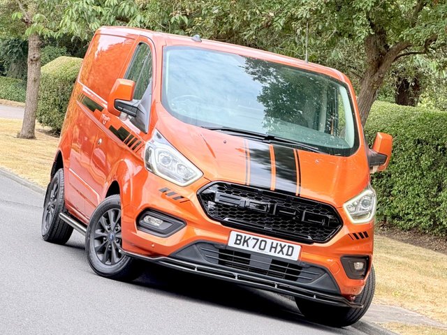 View our FORD TRANSIT CUSTOM