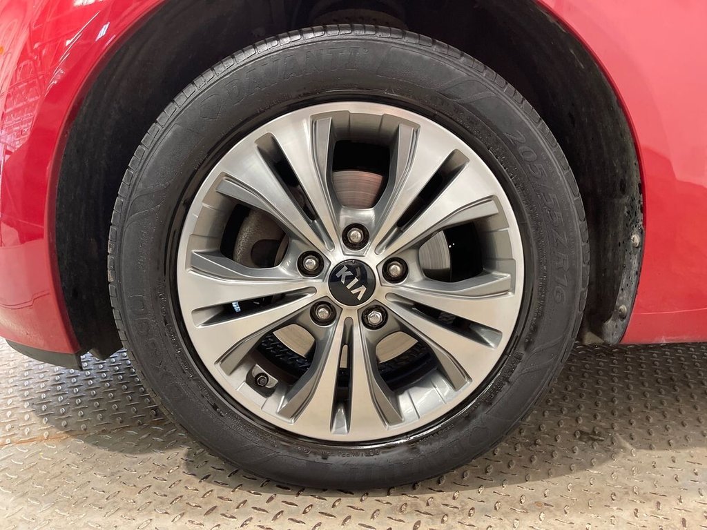 USED 2019 19 KIA VENGA 1.6 3 MPV 5dr Petrol Manual Euro 6 (s/s) (123 bhp) 