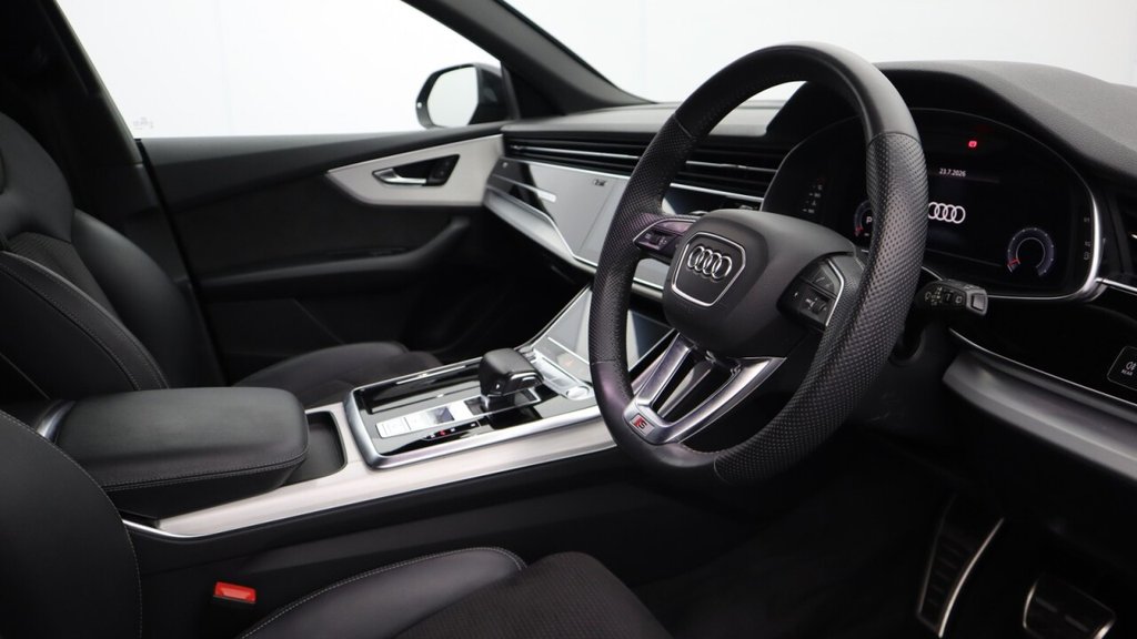 USED 2019 19 AUDI Q8 3.0 TDI V6 50 S line SUV 5dr Diesel Tiptronic quattro Euro 6 (s/s) (286 ps)