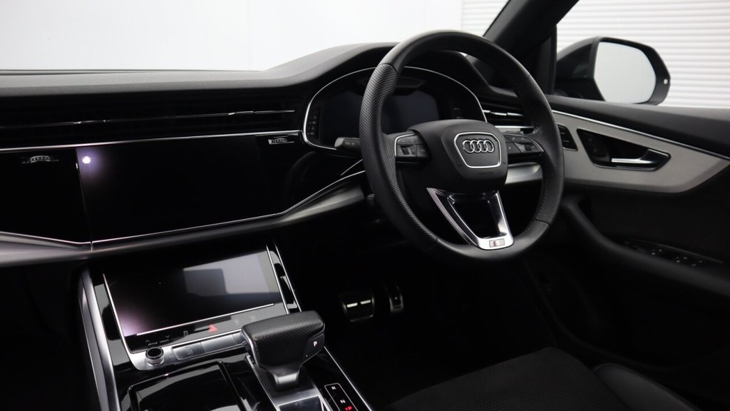 USED 2019 19 AUDI Q8 3.0 TDI V6 50 S line SUV 5dr Diesel Tiptronic quattro Euro 6 (s/s) (286 ps)