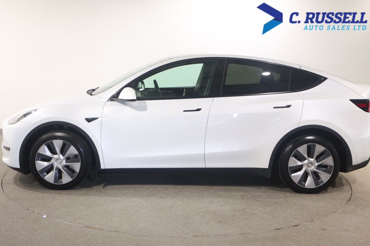 2024 TESLA MODEL Y (Dual Motor) Long Range SUV 5dr Electric Auto 4WDE (384 bhp) - vehicle photo 16 for sale on PureCar