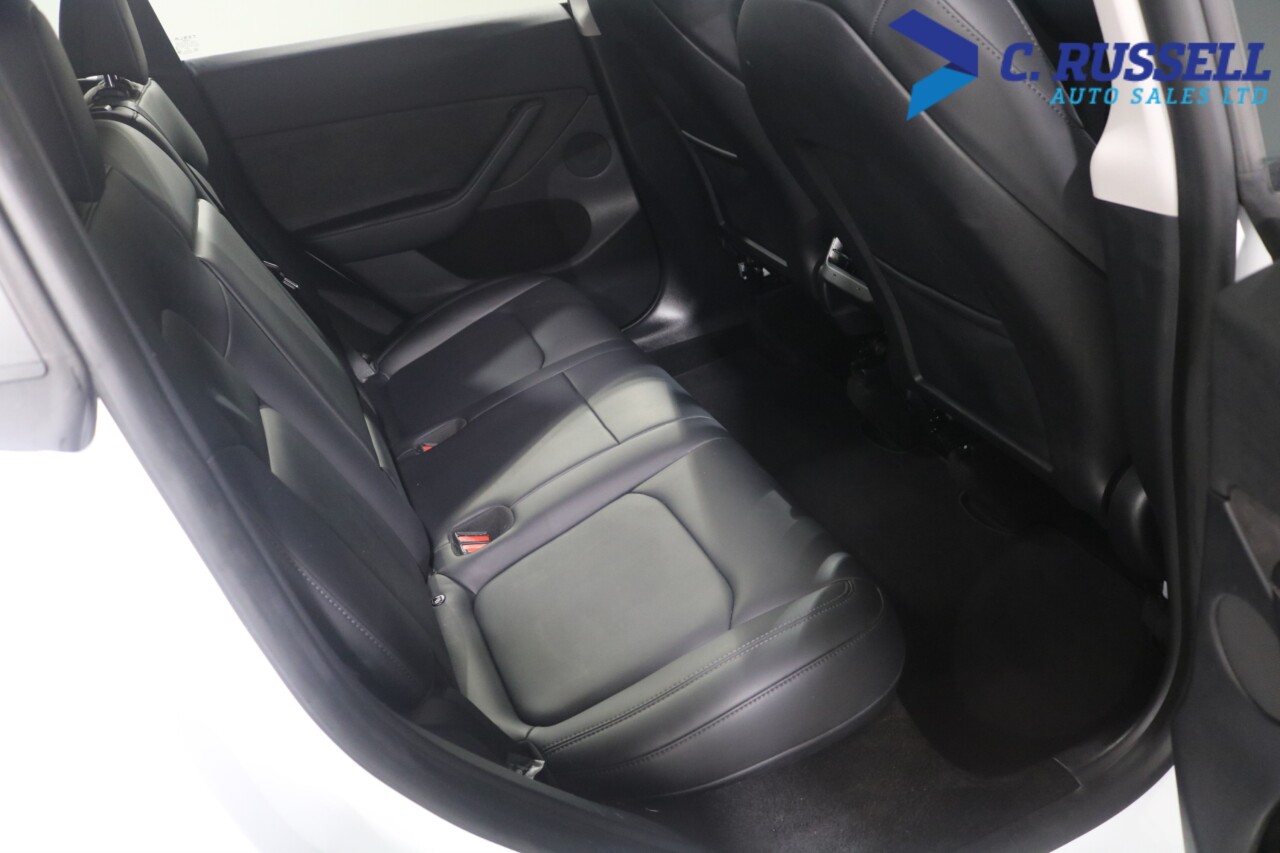2024 TESLA MODEL Y (Dual Motor) Long Range SUV 5dr Electric Auto 4WDE (384 bhp) - vehicle photo 22 for sale on PureCar