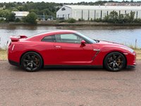 USED 2009 09 NISSAN GT-R 3.8 V6 Black Edition Coupe 2dr Petrol Auto 4WD Euro 4 (485 ps) **VIBRANT RED**11 SERVICE STAMPS**LOW MILAGE**