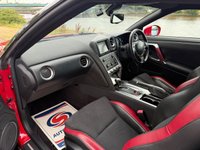 USED 2009 09 NISSAN GT-R 3.8 V6 Black Edition Coupe 2dr Petrol Auto 4WD Euro 4 (485 ps) **VIBRANT RED**11 SERVICE STAMPS**LOW MILAGE**
