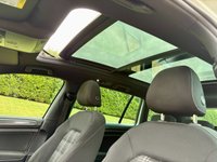 USED 2017 17 VOLKSWAGEN GOLF 2.0 TDI BlueMotion Tech GTD Estate 5dr Diesel DSG Euro 6 (s/s) (184 ps) 