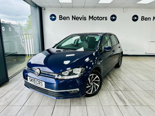 View our VOLKSWAGEN GOLF
