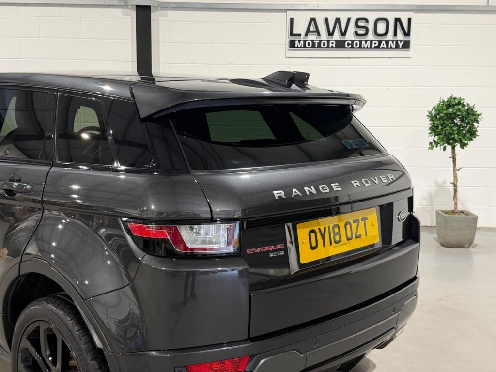 USED 2018 18 LAND ROVER RANGE ROVER EVOQUE 2.0 TD4 HSE Dynamic Lux SUV 5dr Diesel Auto 4WD Euro 6 (s/s) (180 ps) 