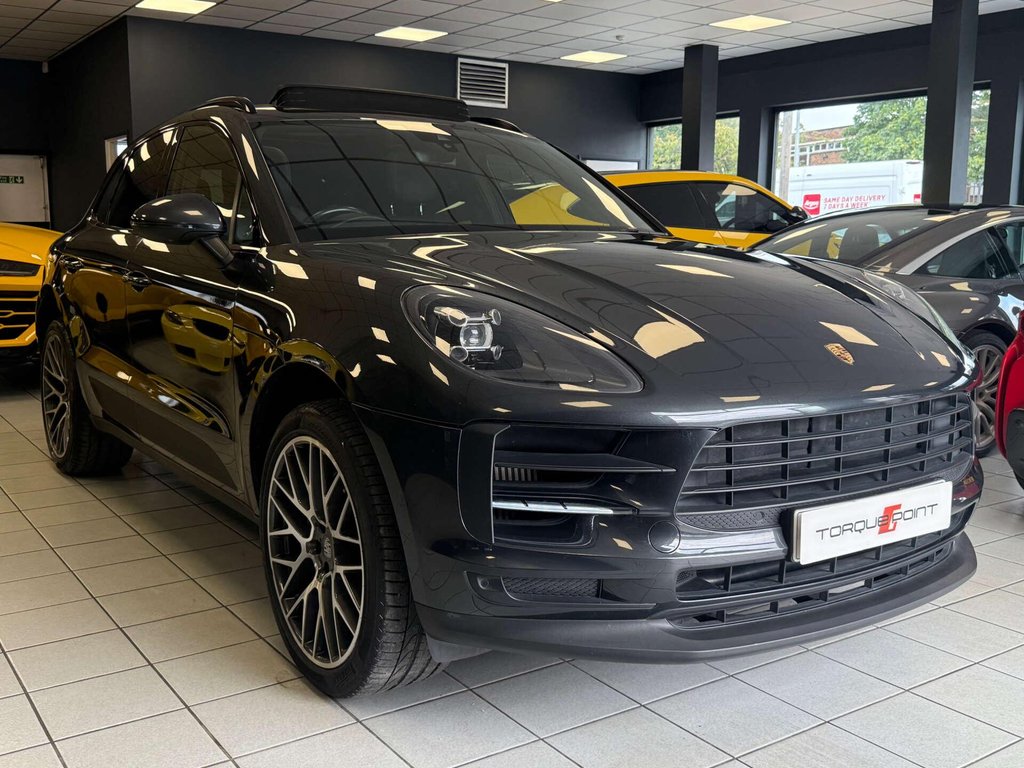 USED 2019 69 PORSCHE MACAN 3.0 Macan S Semi-Auto 4WD 5dr SH + PAN ROOF + 21 INCH ALLOYS