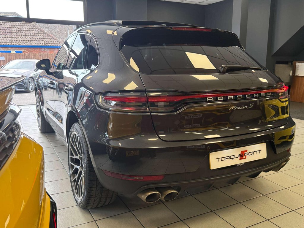 USED 2019 69 PORSCHE MACAN 3.0 Macan S Semi-Auto 4WD 5dr SH + PAN ROOF + 21 INCH ALLOYS