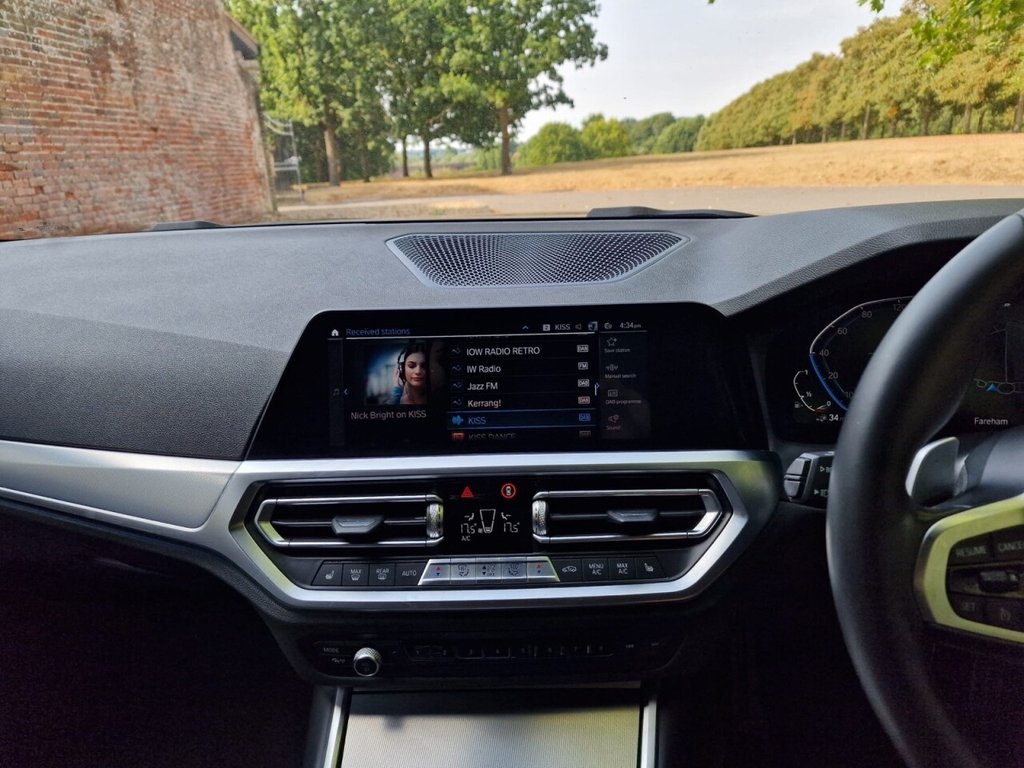USED 2021 21 BMW 3 SERIES 2.0 330e 12kWh M Sport Touring 5dr Petrol Plug-in Hybrid Auto Euro 6 (s/s) (292 ps) FINANCE AVAILABLE