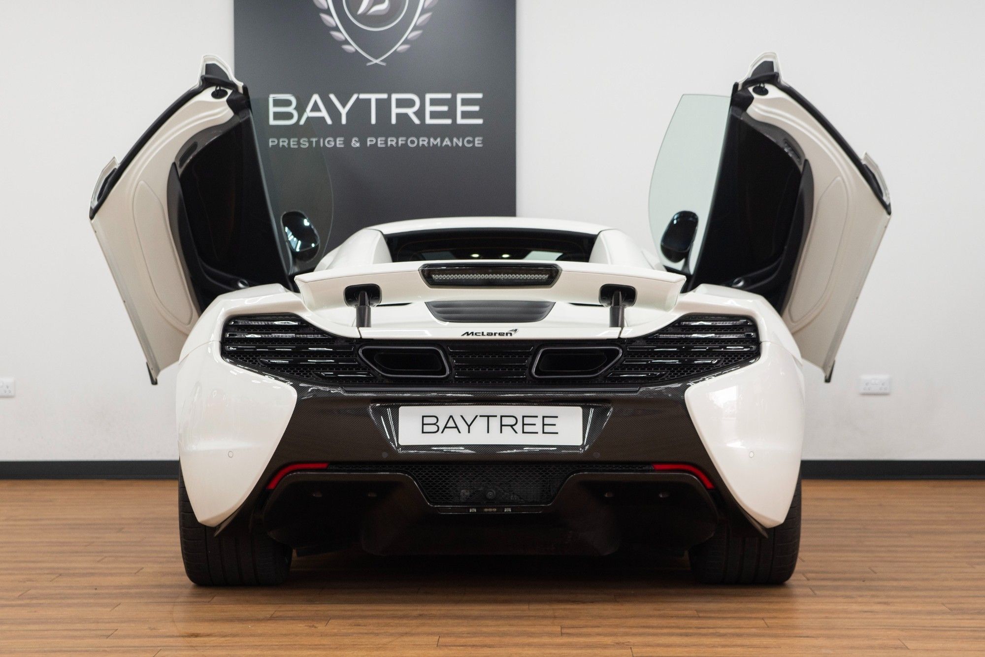 USED 2015 15 MCLAREN 650S 3.8T V8 Spider SSG Euro 6 2dr 