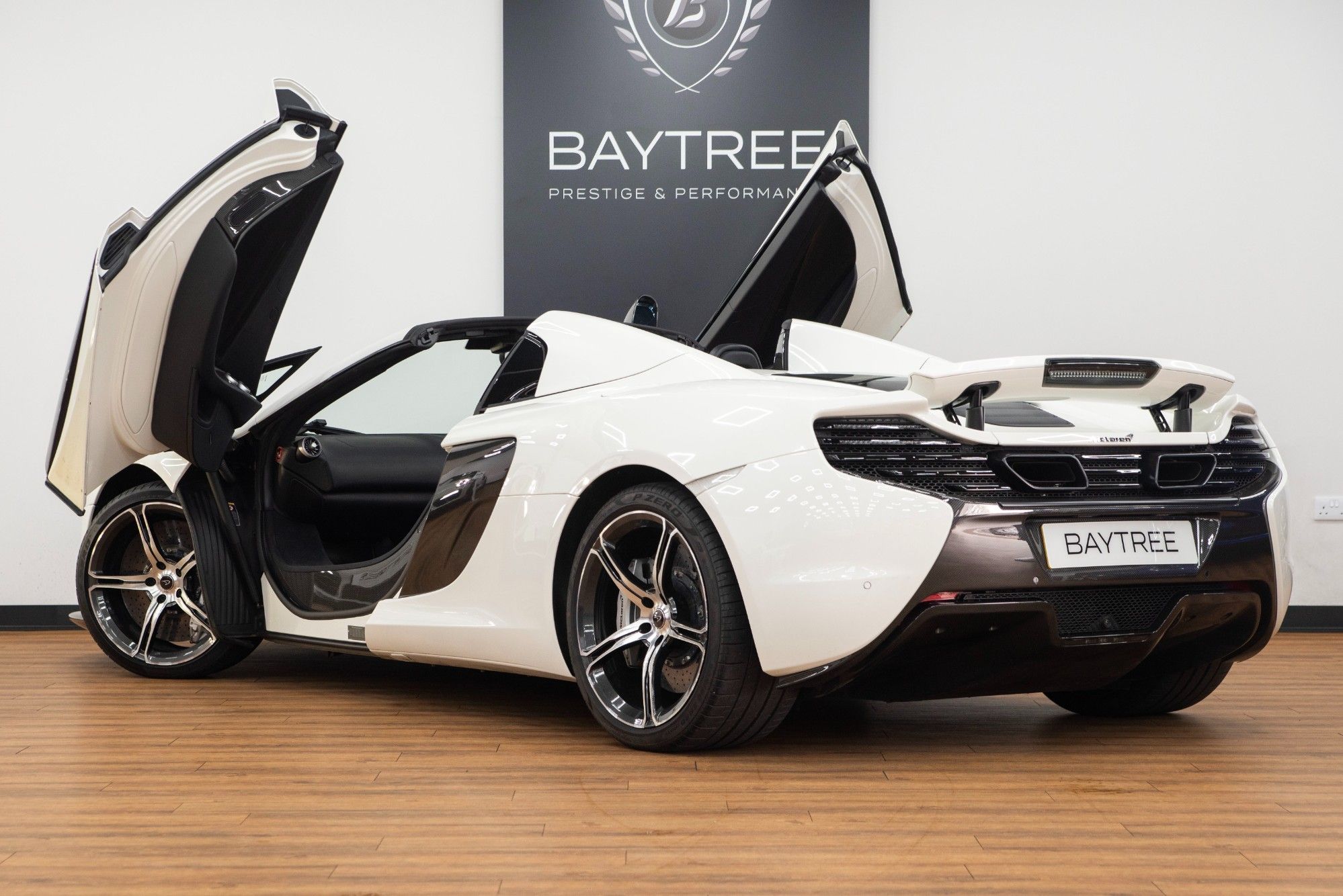USED 2015 15 MCLAREN 650S 3.8T V8 Spider SSG Euro 6 2dr 