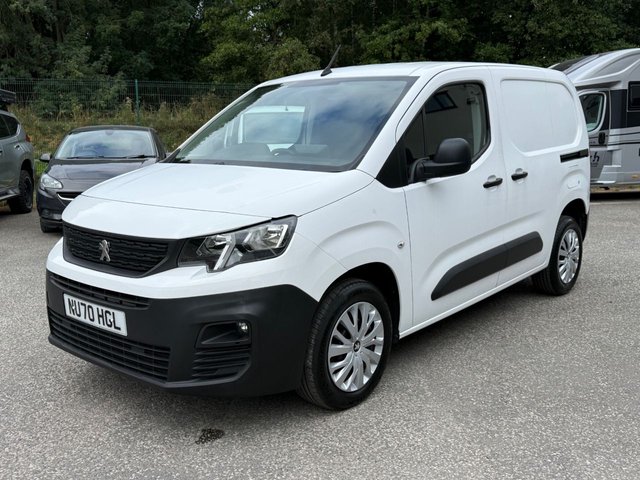 View our PEUGEOT PARTNER
