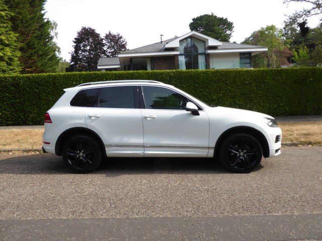 View our VOLKSWAGEN TOUAREG