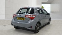 USED 2018 68 TOYOTA YARIS 1.5 VVT-h Icon Tech Hatchback 5dr Petrol Hybrid E-CVT Euro 6 (s/s) (100 ps) HISTORY+SAT NAV+REAR CAMERA