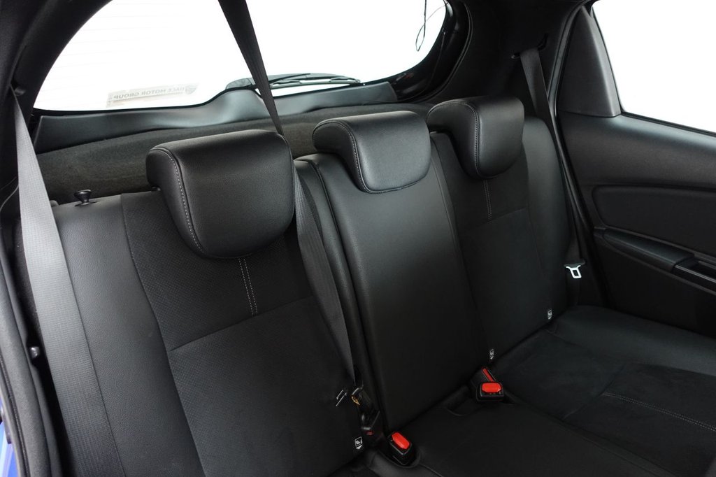 2020 Toyota Yaris — image 10