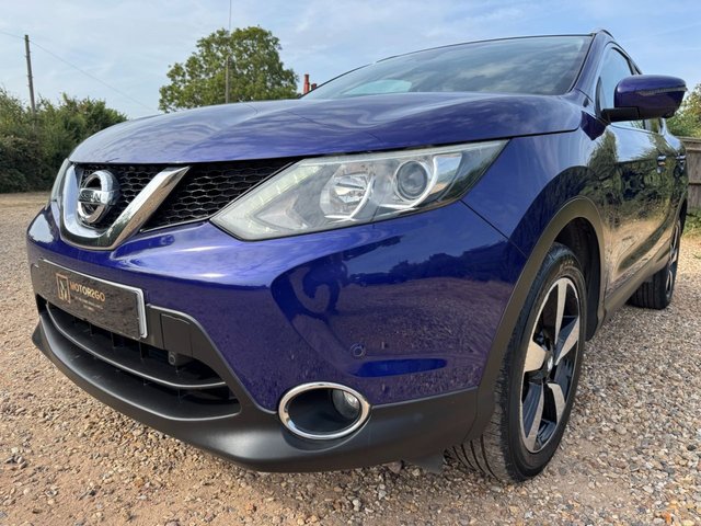 View our NISSAN QASHQAI