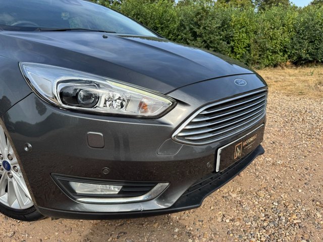 View our FORD FOCUS