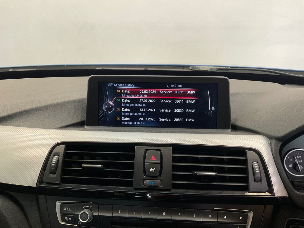 2015 BMW 3 SERIES GRAN TURISMO 3.0 330d M Sport GT 5dr Diesel Auto xDrive Euro 6 (s/s) (258 ps) - vehicle photo 22 for sale on PureCar