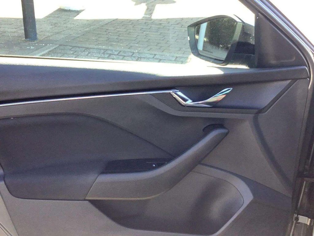 2023 Skoda Kamiq — image 8