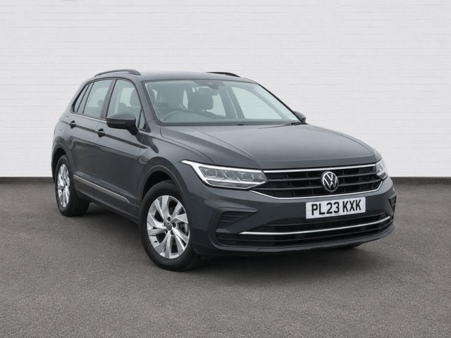View our Volkswagen Tiguan 1.5 TSI Life SUV 5dr Petrol DSG Euro 6 (s/s) (150 ps)