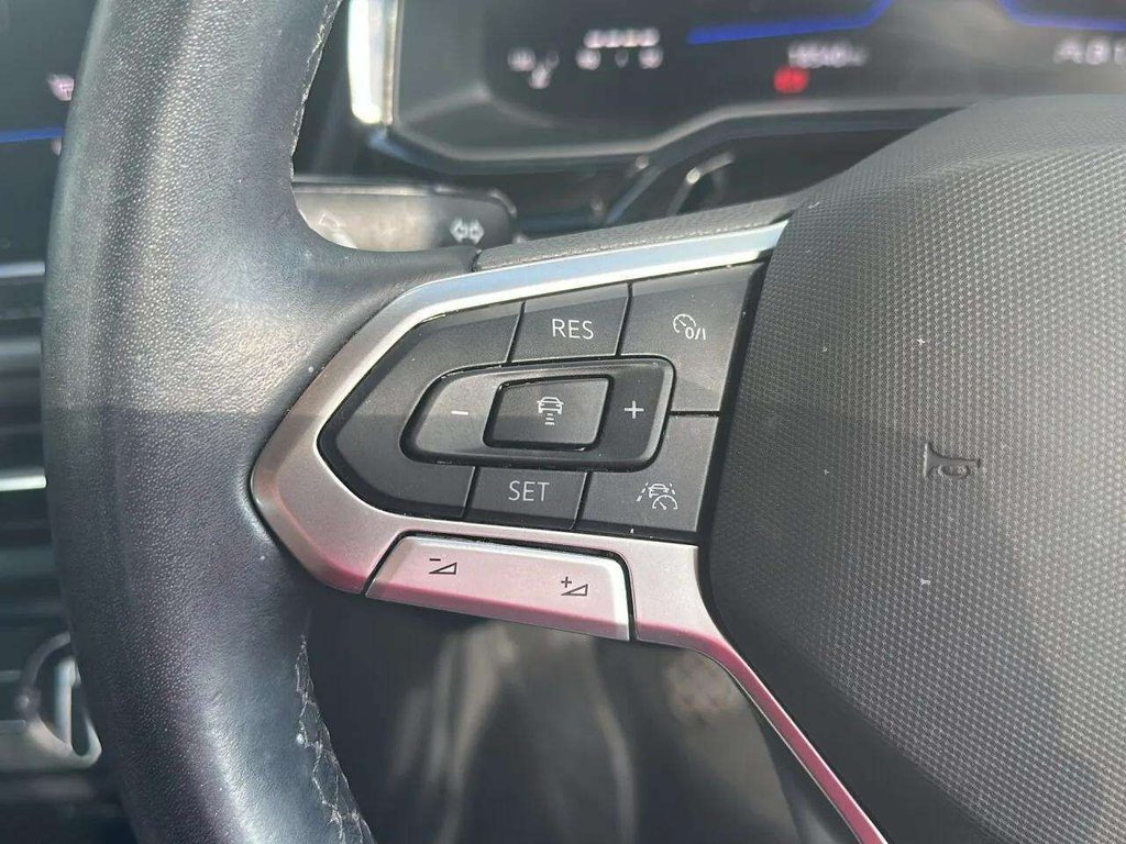 2023 Volkswagen Polo — image 13