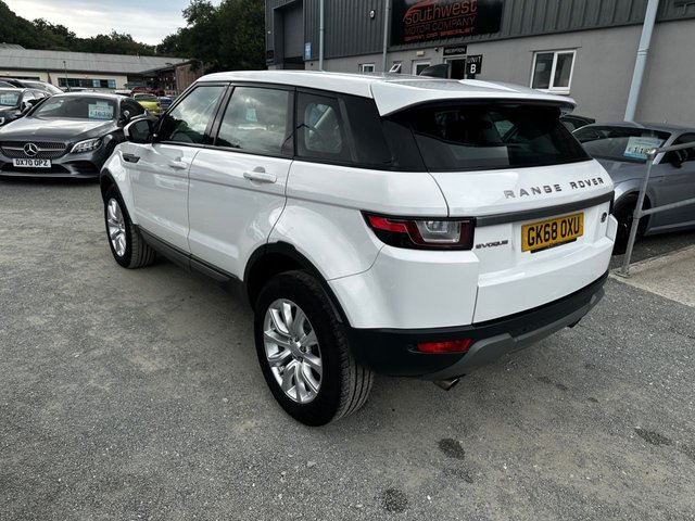 View our LAND ROVER RANGE ROVER EVOQUE