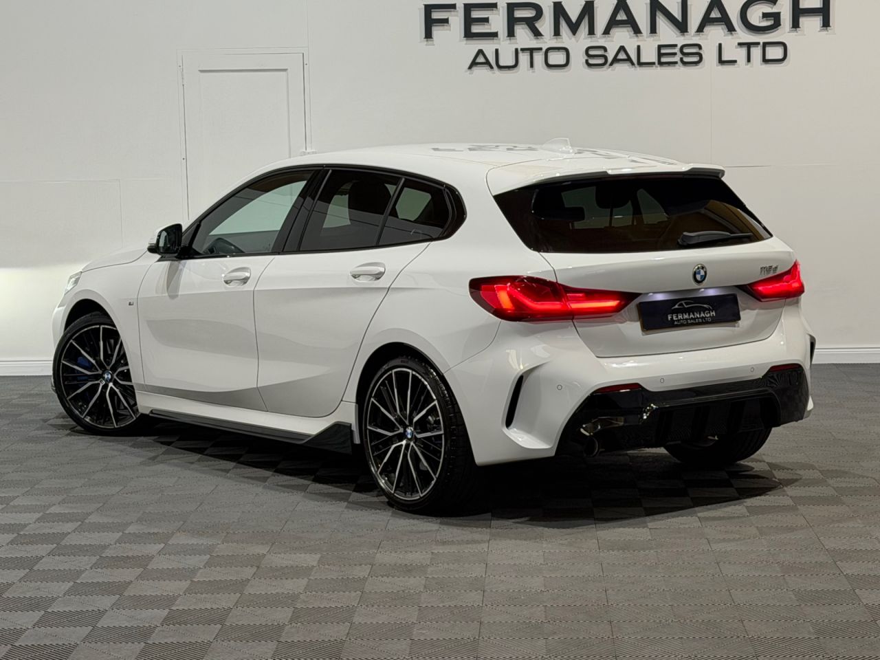 2022 BMW 1 SERIES 1.5 116d M Sport (LCP) Hatchback 5dr Diesel DCT Euro 6 (s/s) (116 ps) - vehicle photo 3 for sale on PureCar