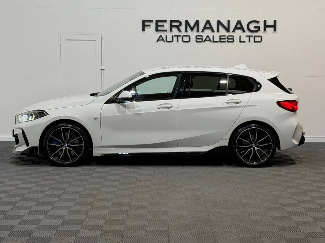 2022 BMW 1 SERIES 1.5 116d M Sport (LCP) Hatchback 5dr Diesel DCT Euro 6 (s/s) (116 ps) - vehicle photo 5 for sale on PureCar