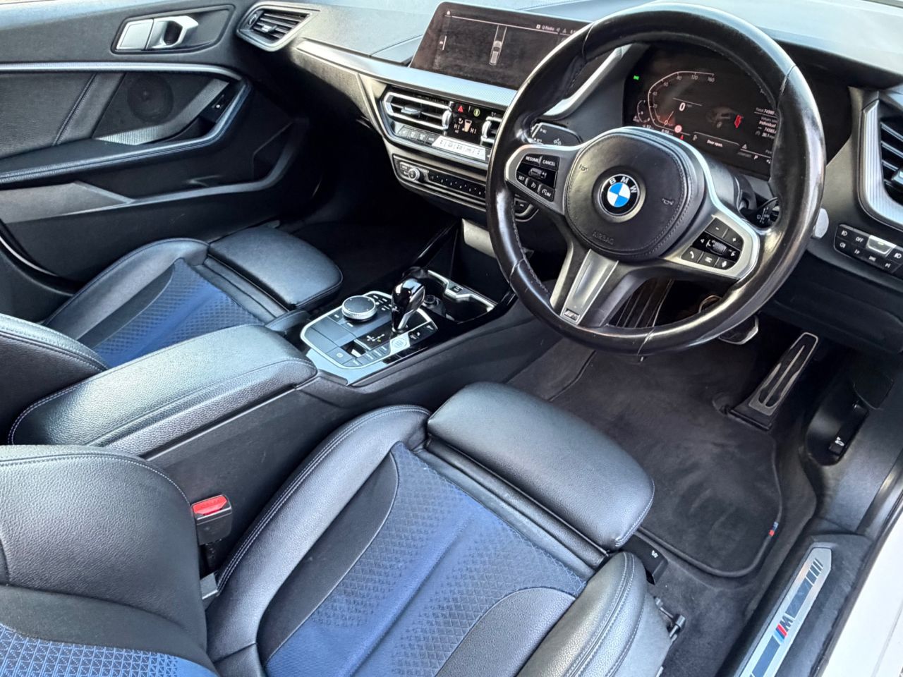 2022 BMW 1 SERIES 1.5 116d M Sport (LCP) Hatchback 5dr Diesel DCT Euro 6 (s/s) (116 ps) - vehicle photo 9 for sale on PureCar