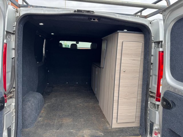View our VAUXHALL VIVARO