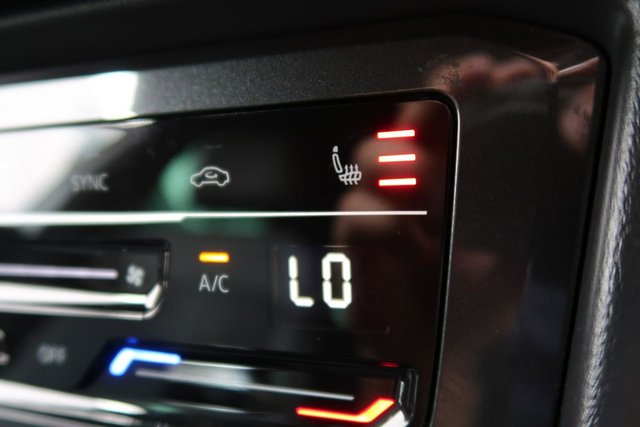 View our VOLKSWAGEN TIGUAN