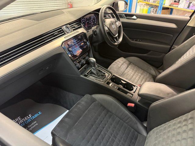 View our VOLKSWAGEN PASSAT