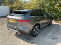 USED 2017 67 JAGUAR F-PACE 3.0 D300 V6 S SUV 5dr Diesel Auto AWD Euro 6 (s/s) (300 ps) FULL SERVICE HISTORY * LOVELY CAR & SPEC!