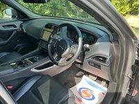 USED 2017 67 JAGUAR F-PACE 3.0 D300 V6 S SUV 5dr Diesel Auto AWD Euro 6 (s/s) (300 ps) FULL SERVICE HISTORY * LOVELY CAR & SPEC!
