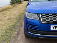 USED 2018 68 LAND ROVER RANGE ROVER 2.0 P400e 12.4kWh GPF Vogue SUV 5dr Petrol Plug-in Hybrid Auto 4WD Euro 6 (s/s) (404 ps) 