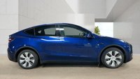 USED 2022 22 TESLA MODEL Y (Dual Motor) Long Range SUV 5dr Electric Auto 4WDE (384 bhp)+2 KEYS+1 OWNER FROM NEW+MEDIA+FULL LEATHER HEATED SEATS+2 CABLES+PANORAMIC SUNROOF+POWER BOOT+AIRCON+PARK CONTROL WITH CAMERA+BLUETOOTH+NAV+CLIMATE 2 KEYS+1 OWNER FROM NEW+MEDIA+FULL LEATHER HEATED SEATS+2 CABLES+PANORAMIC SUNROOF+POWER BOOT+AIRCON+PARK CONTROL WITH CAMERA+BLUETOOTH+NAV+CLIMATE+HPI CLEAR