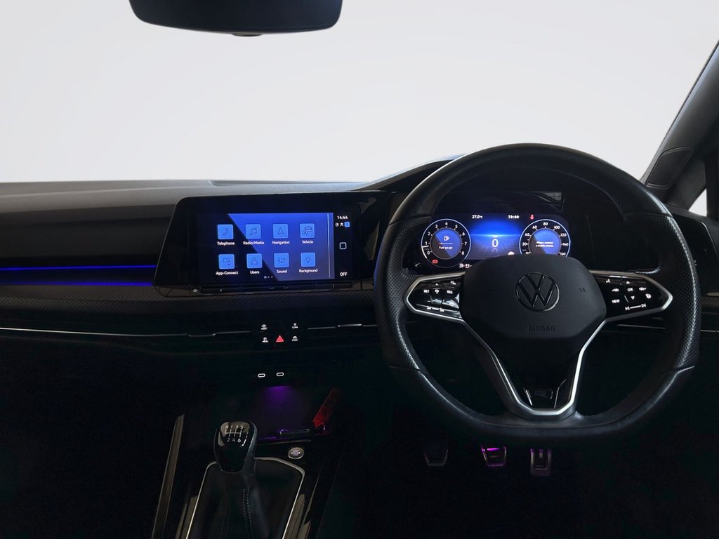 2024 Volkswagen Golf — image 7