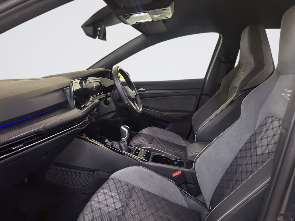 2024 Volkswagen Golf — image 5