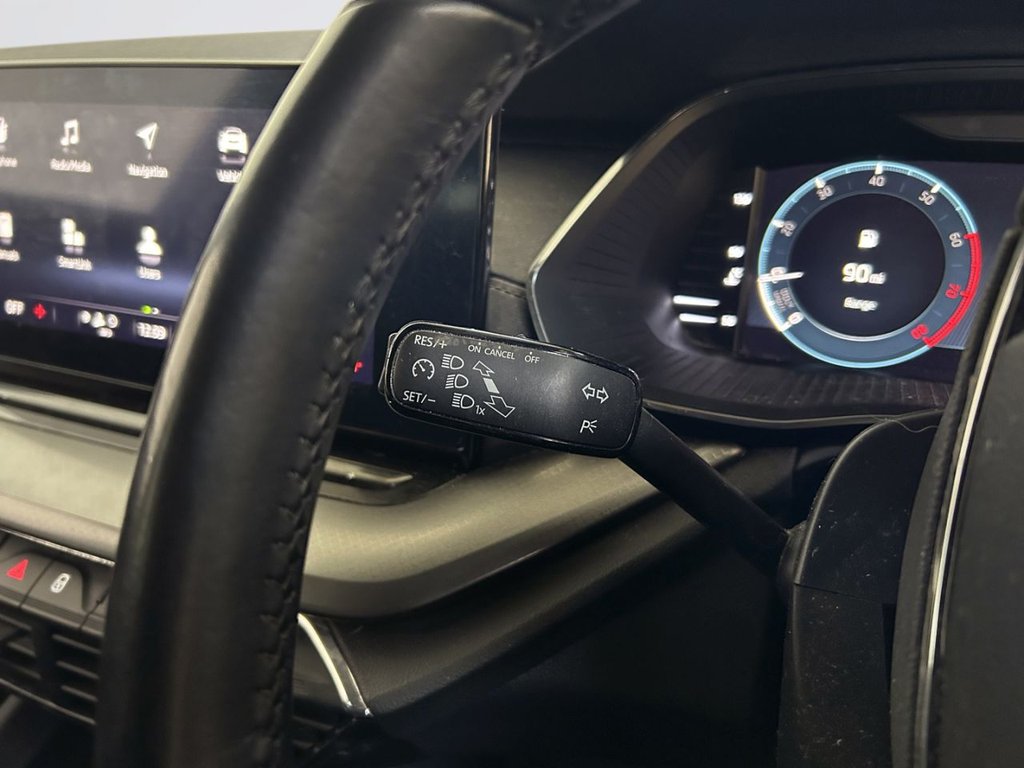 2021 Skoda Octavia — image 15