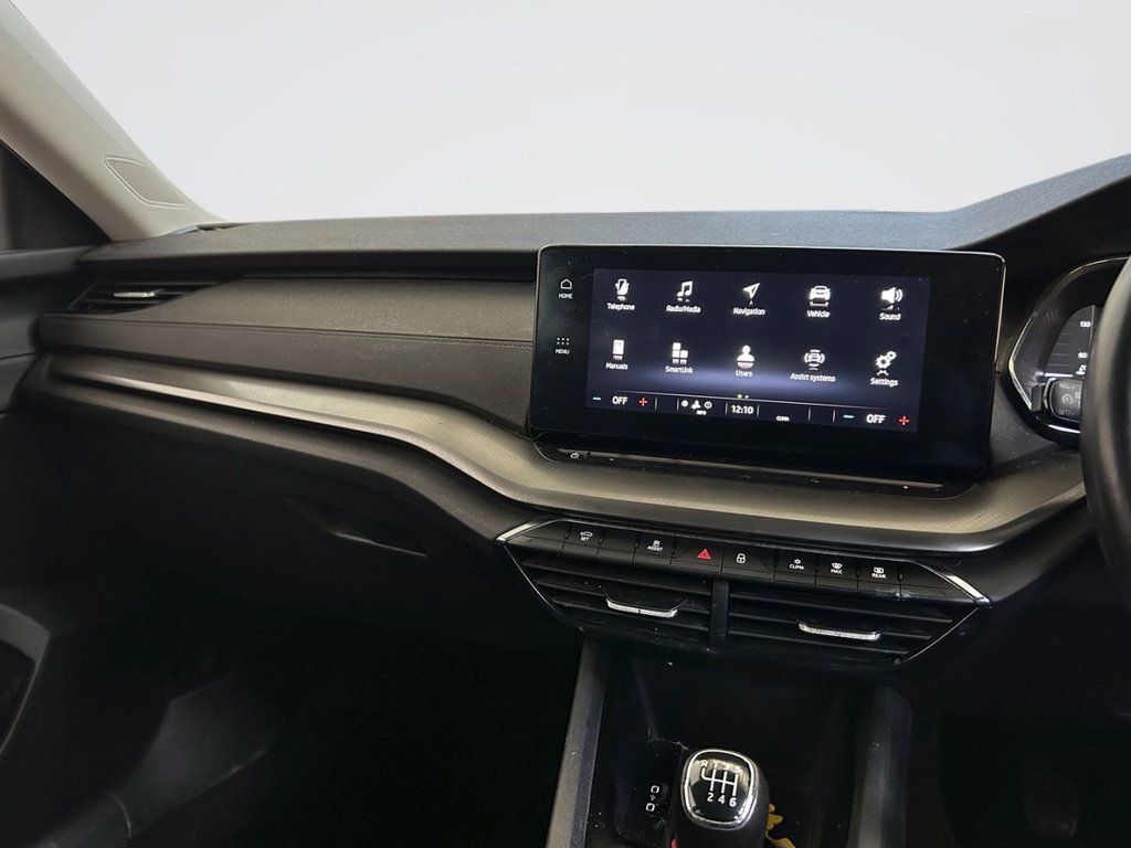 2021 Skoda Octavia — image 17
