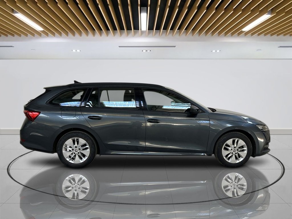 2021 Skoda Octavia — image 6