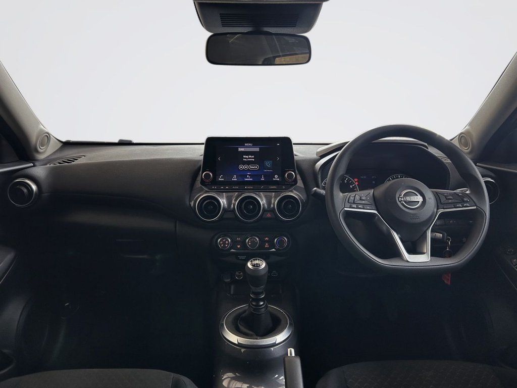 2023 Nissan Juke — image 1