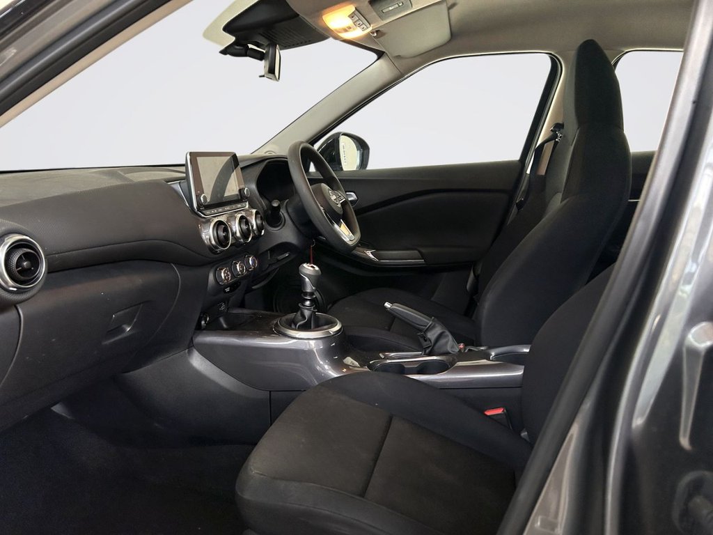2023 Nissan Juke — image 6