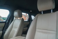USED 2019 19 LAND ROVER RANGE ROVER VELAR 2.0 D180 R-Dynamic SE SUV 5dr Diesel Auto 4WD Euro 6 (s/s) (180 ps) 