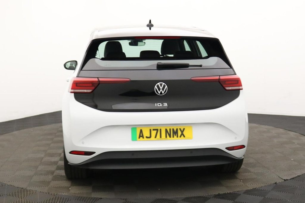 USED 2022 71 VOLKSWAGEN ID.3 Pro Performance 58kWh Life Hatchback 5dr Electric Auto (204 ps) Car Play, 18" Alloys, Sensors