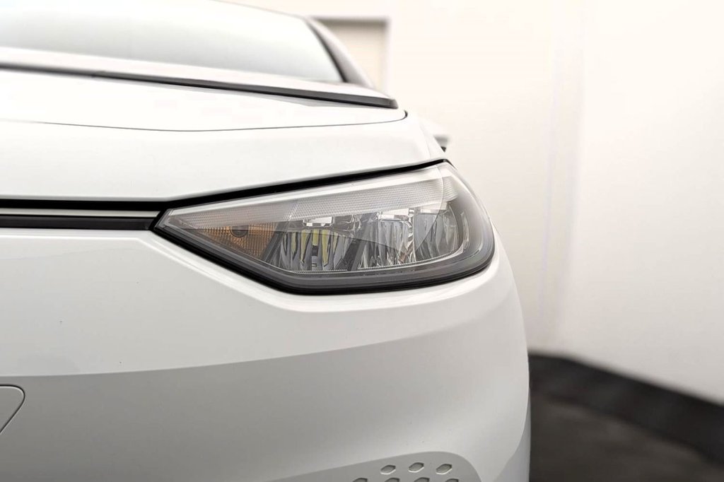 USED 2022 71 VOLKSWAGEN ID.3 Pro Performance 58kWh Life Hatchback 5dr Electric Auto (204 ps) Car Play, 18" Alloys, Sensors