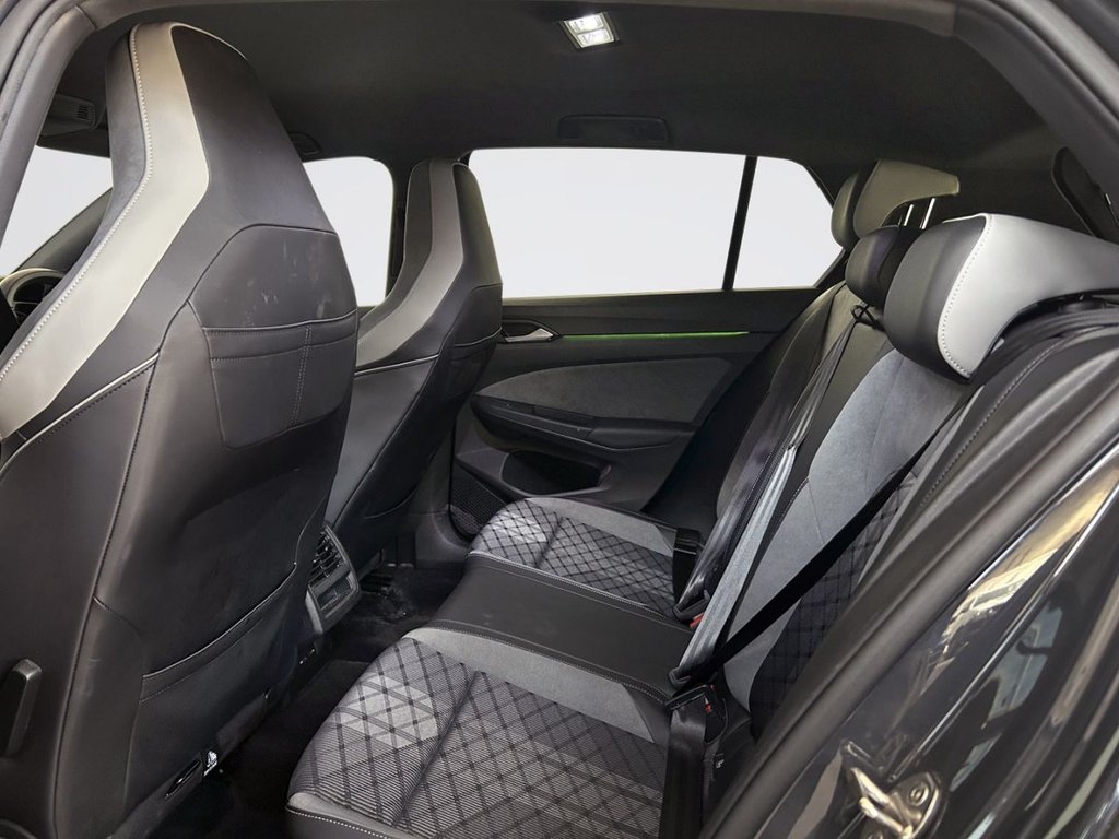 2024 Volkswagen Golf — image 4