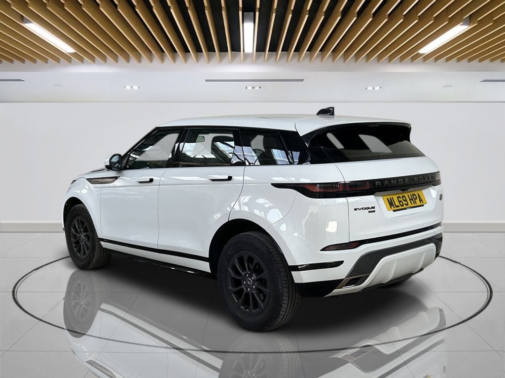 2019 Land Rover Range Rover Evoque — image 4